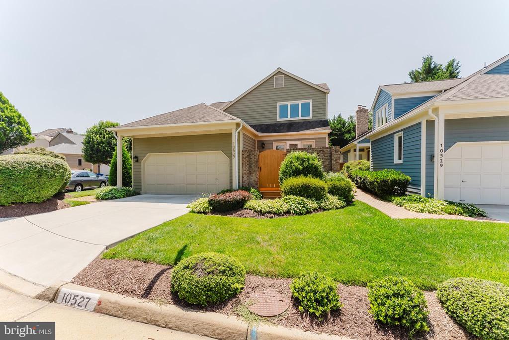 10527 MEREWORTH LANE