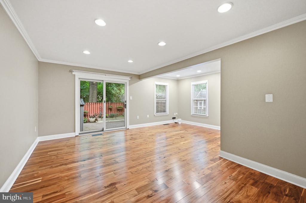 2324 HARLEYFORD COURT
