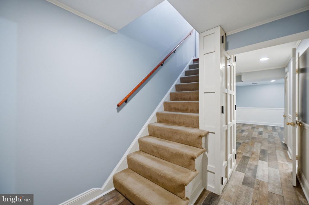 2324 HARLEYFORD COURT