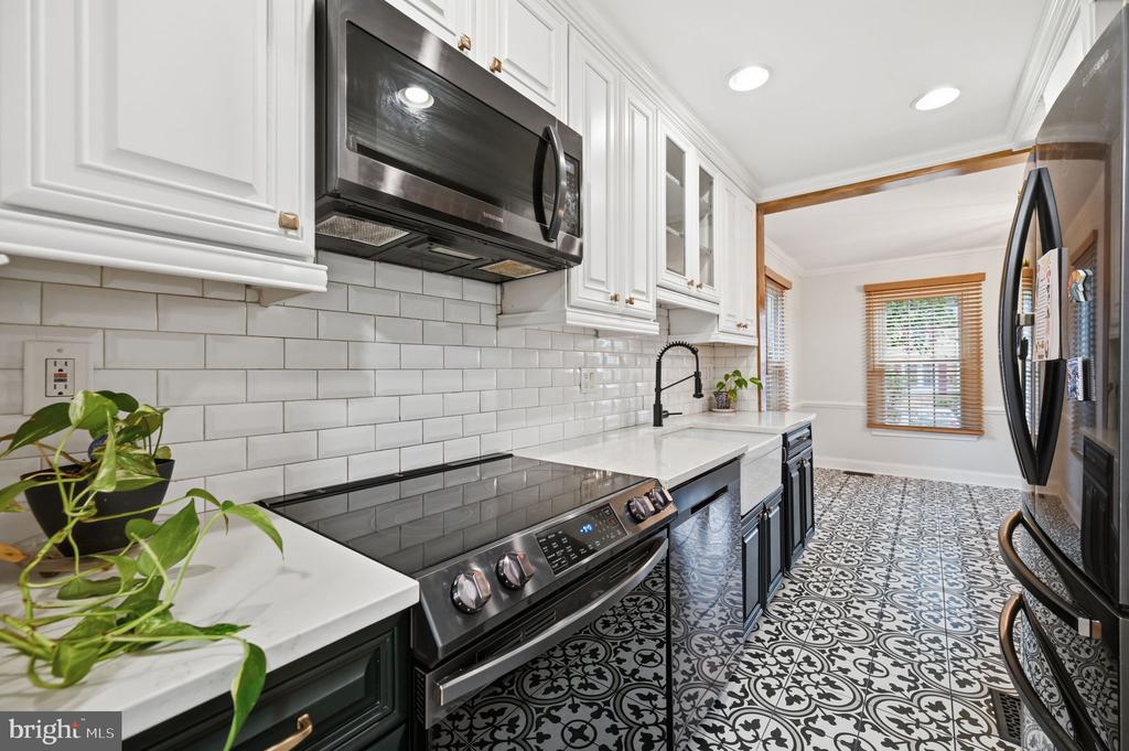 2324 HARLEYFORD COURT
