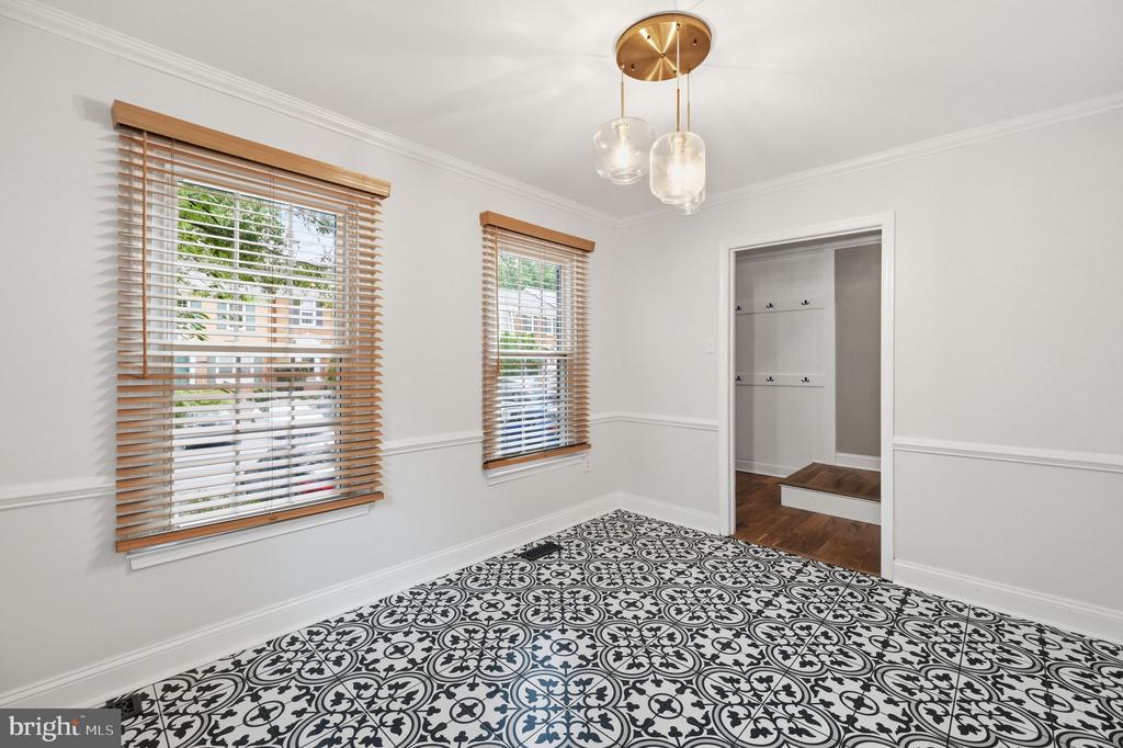 2324 HARLEYFORD COURT