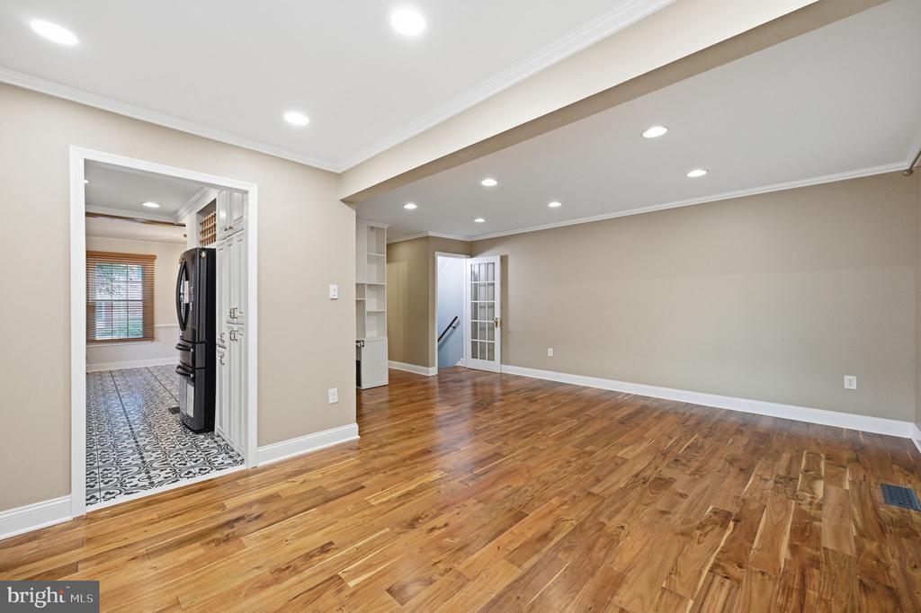 2324 HARLEYFORD COURT