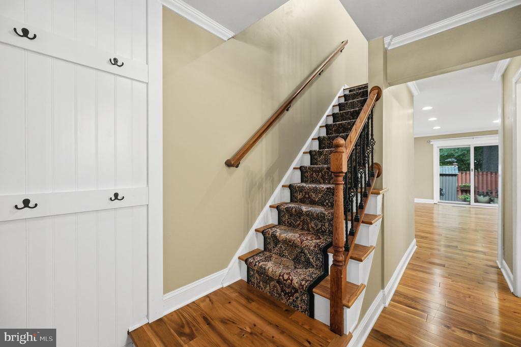2324 HARLEYFORD COURT