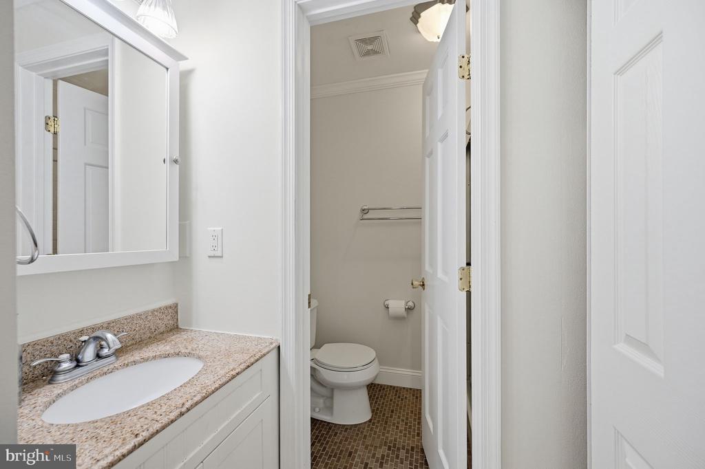 2324 HARLEYFORD COURT
