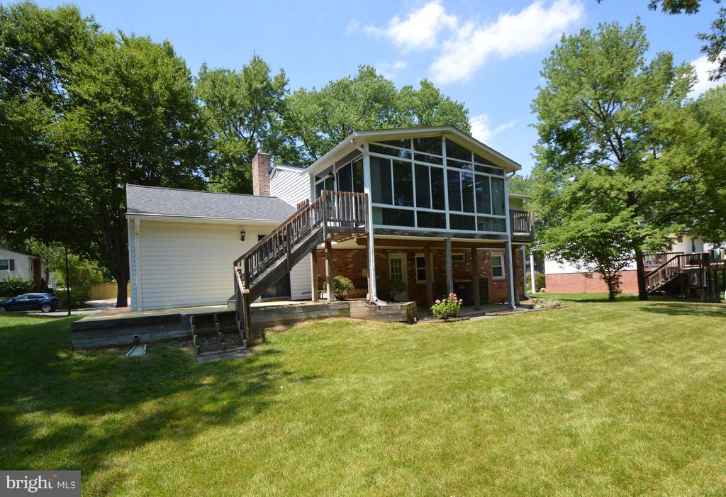 6411 WHIPPANY WAY