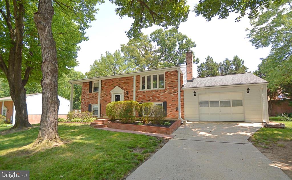 6411 WHIPPANY WAY