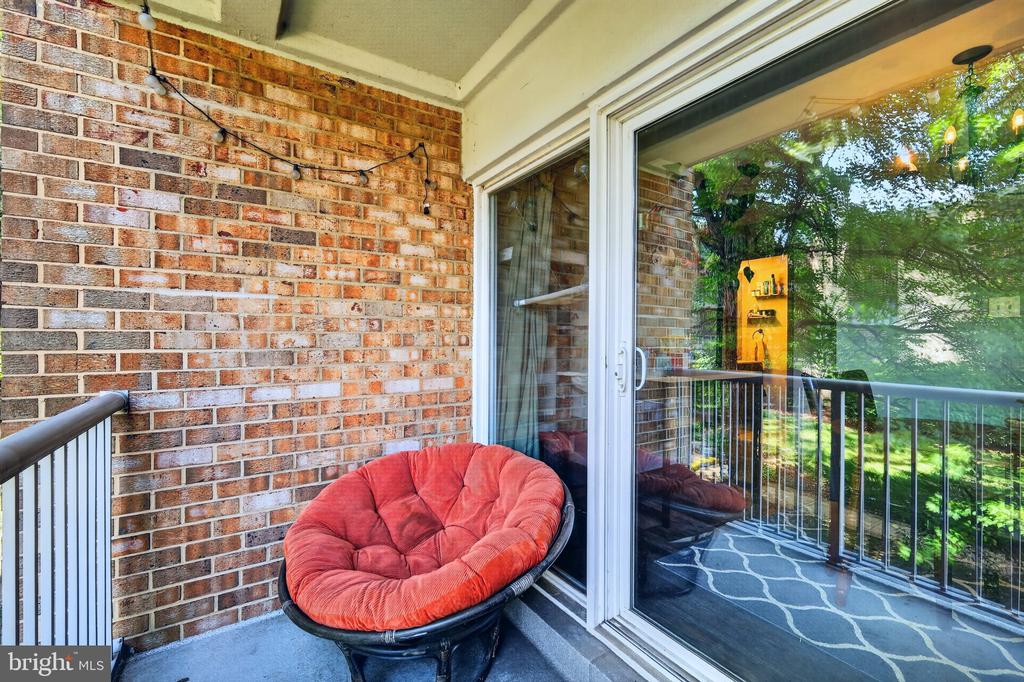 2914 KINGS CHAPEL ROAD Unit: 8