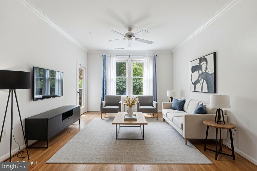 12001 MARKET Unit: 179