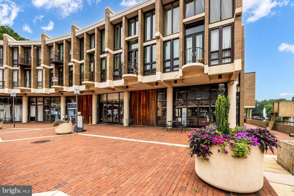 11471 W WASHINGTON PLAZA W