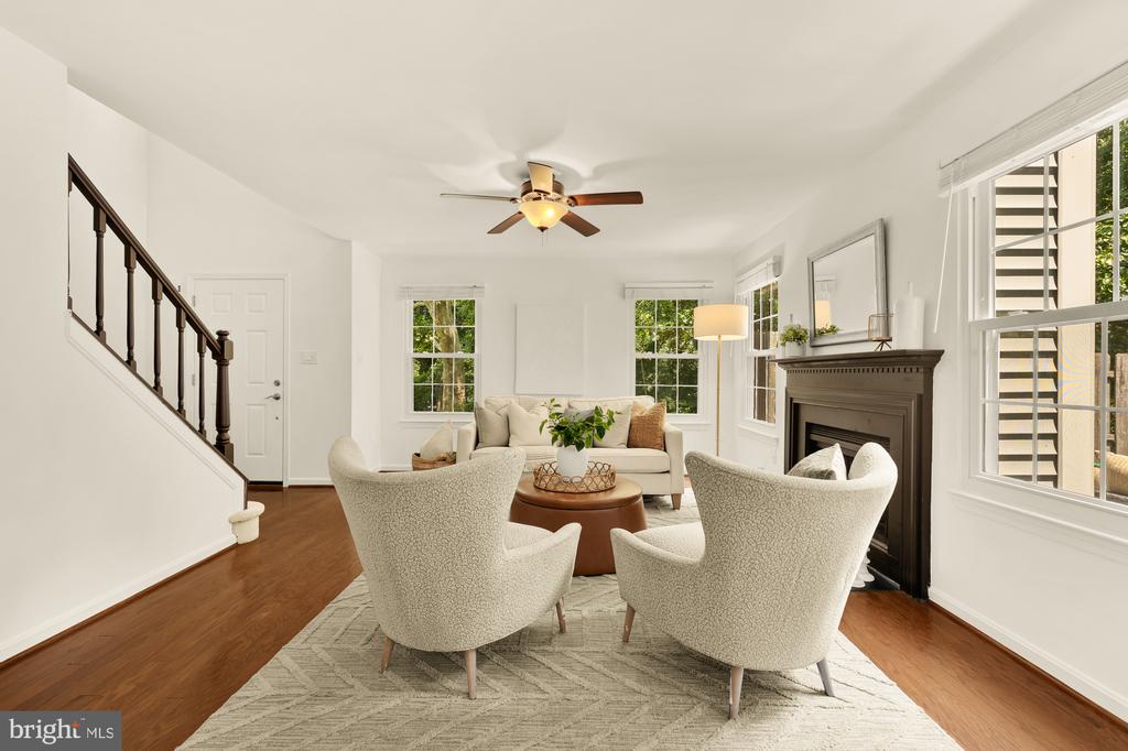 10201 FAIRE COMMONS COURT