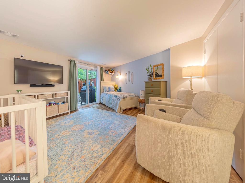 11287 SILENTWOOD LANE