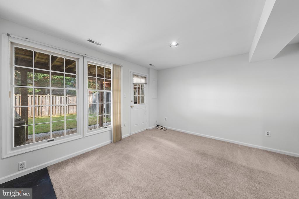 6528 SKYLEMAR TRAIL