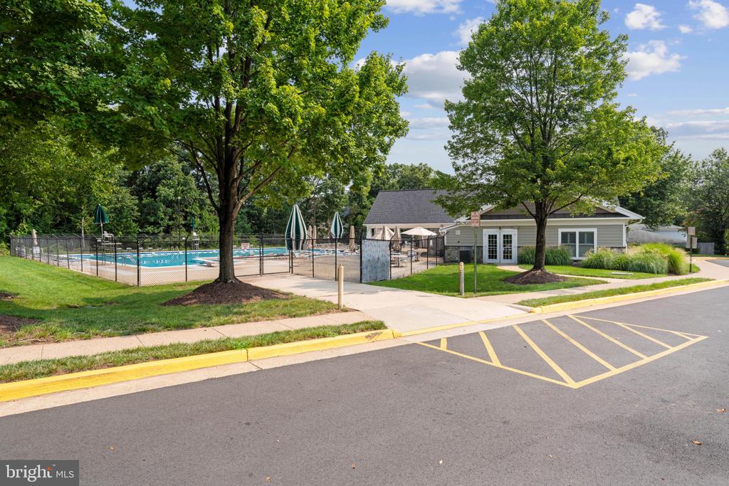 6528 SKYLEMAR TRAIL