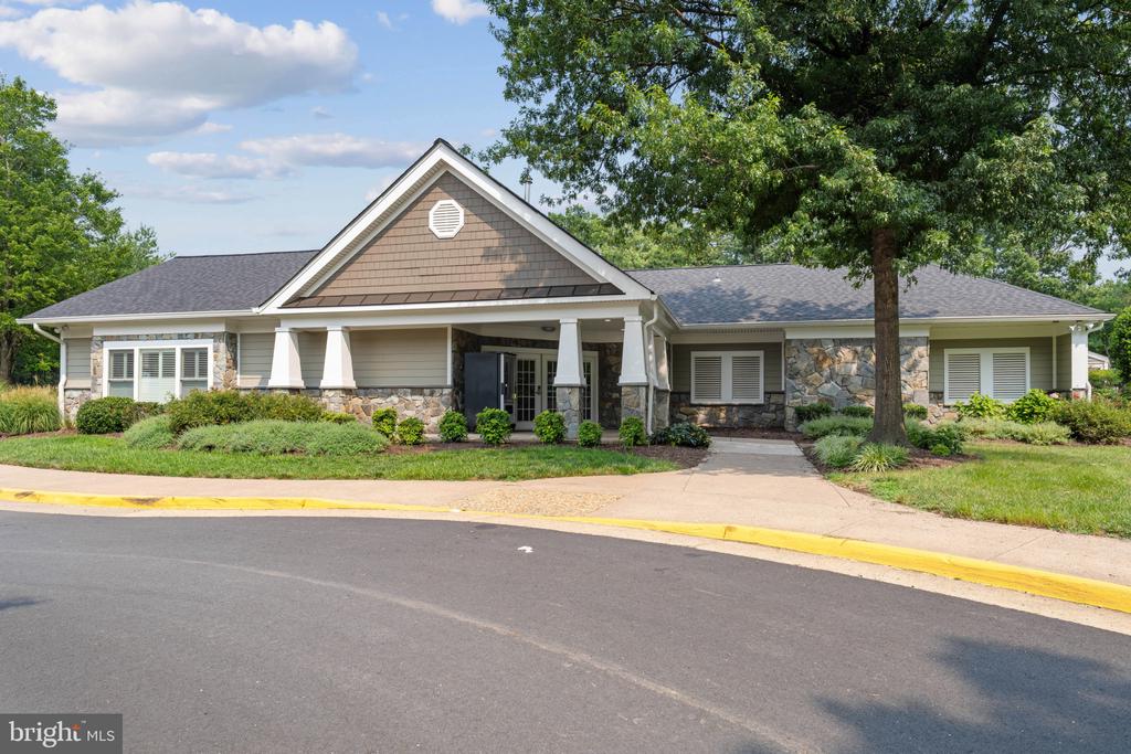 6528 SKYLEMAR TRAIL