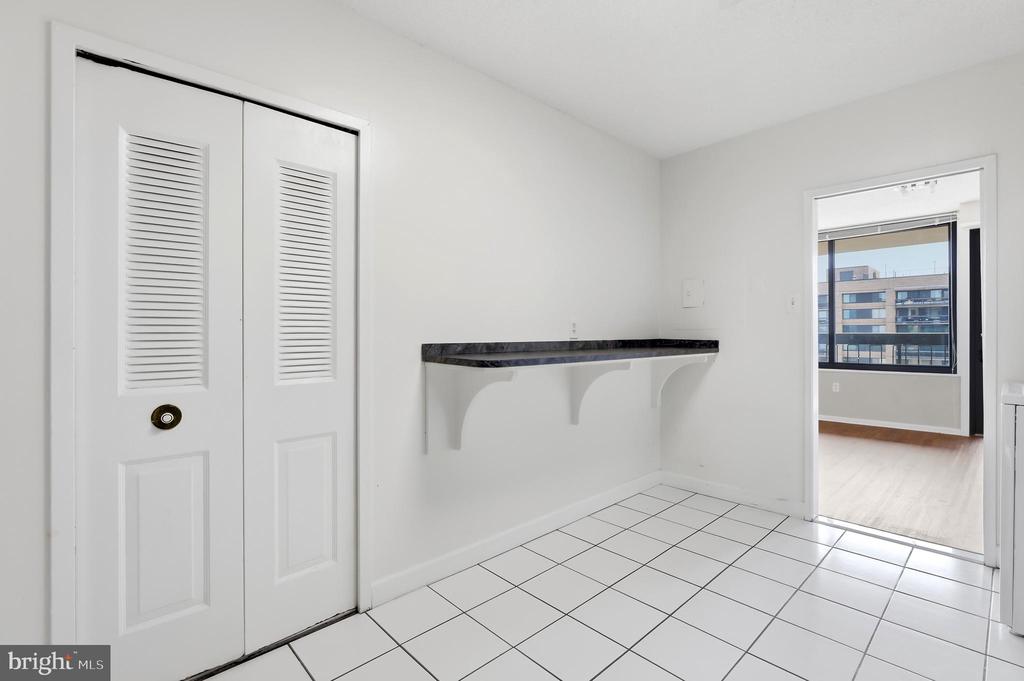 3701 S GEORGE MASON DRIVE Unit: 2416N