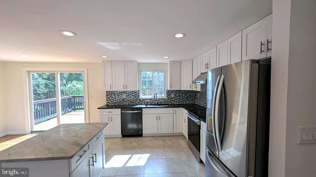 2929 ASHDOWN FOREST DRIVE