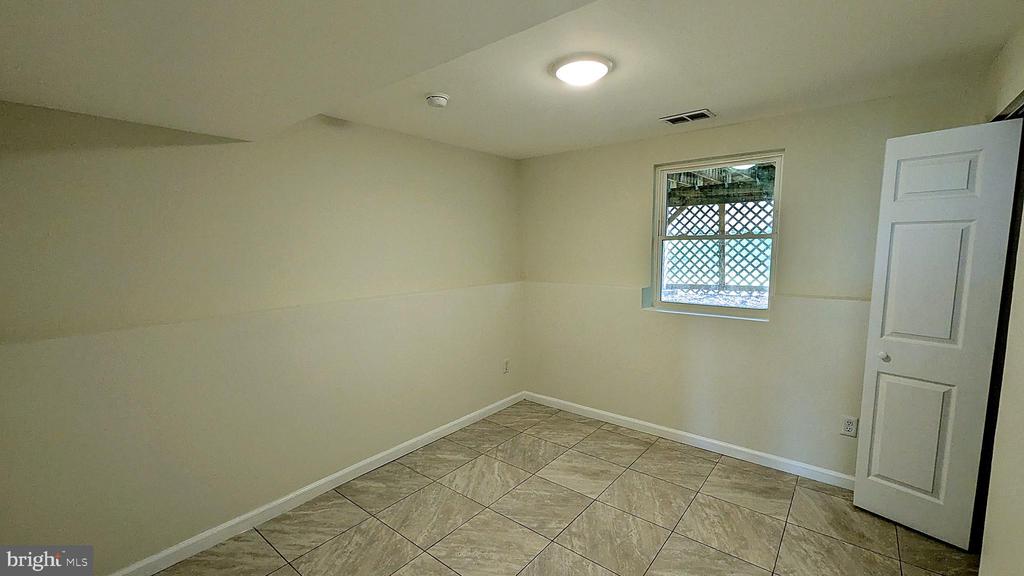 2929 ASHDOWN FOREST DRIVE