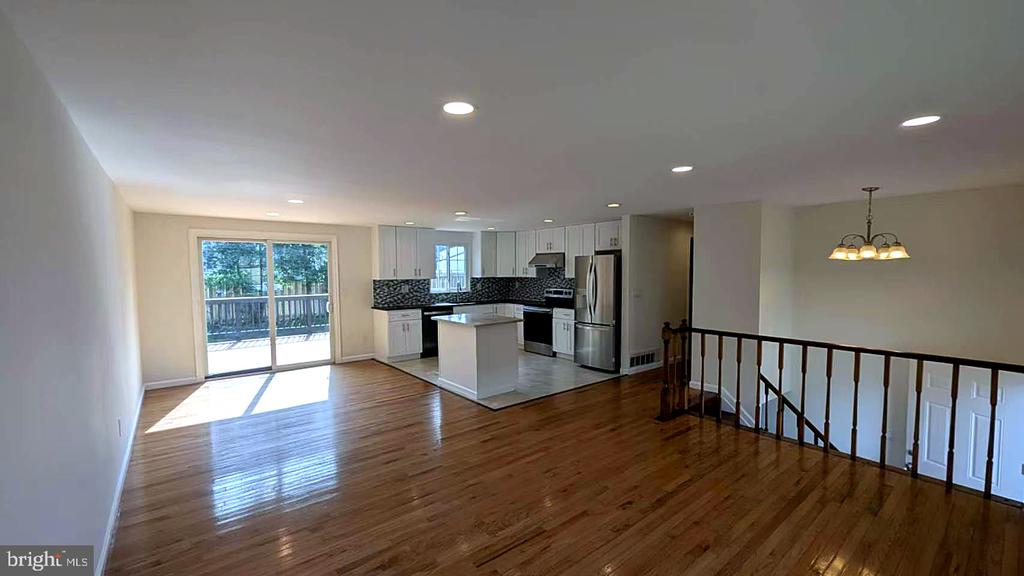 2929 ASHDOWN FOREST DRIVE
