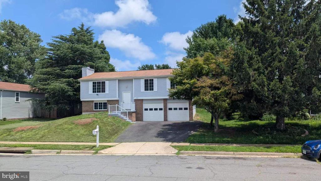 2929 ASHDOWN FOREST DRIVE