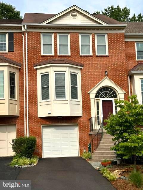 2069 VAN TUYL PLACE
