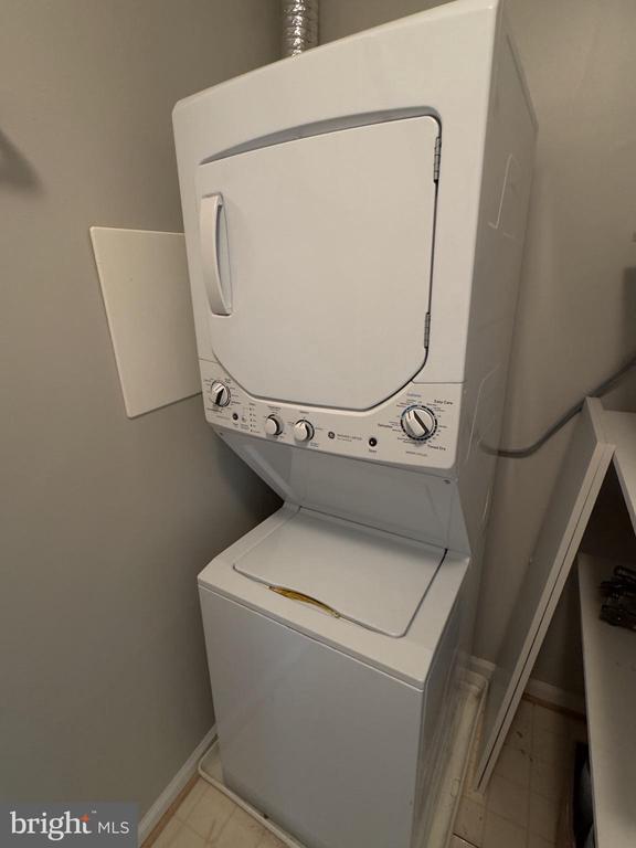 6553 GRANGE LANE Unit: 203