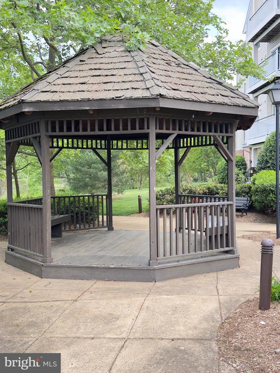 6553 GRANGE LANE Unit: 203