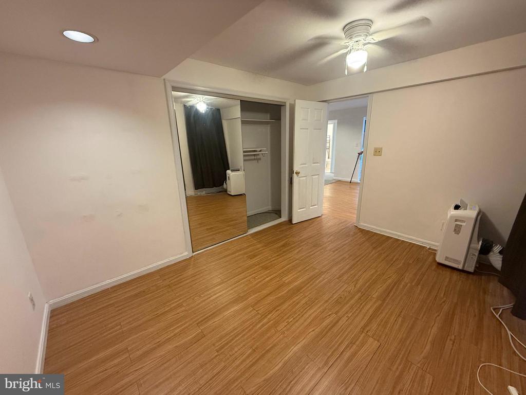 2218 CENTRAL AVENUE Unit: BASEMENT