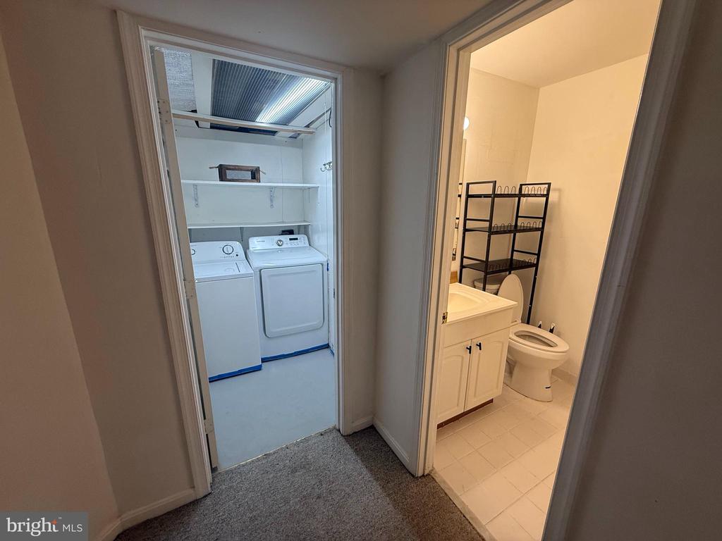 2218 CENTRAL AVENUE Unit: BASEMENT