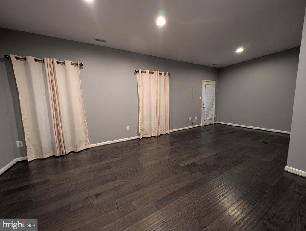 2814 CLAUDIA COURT