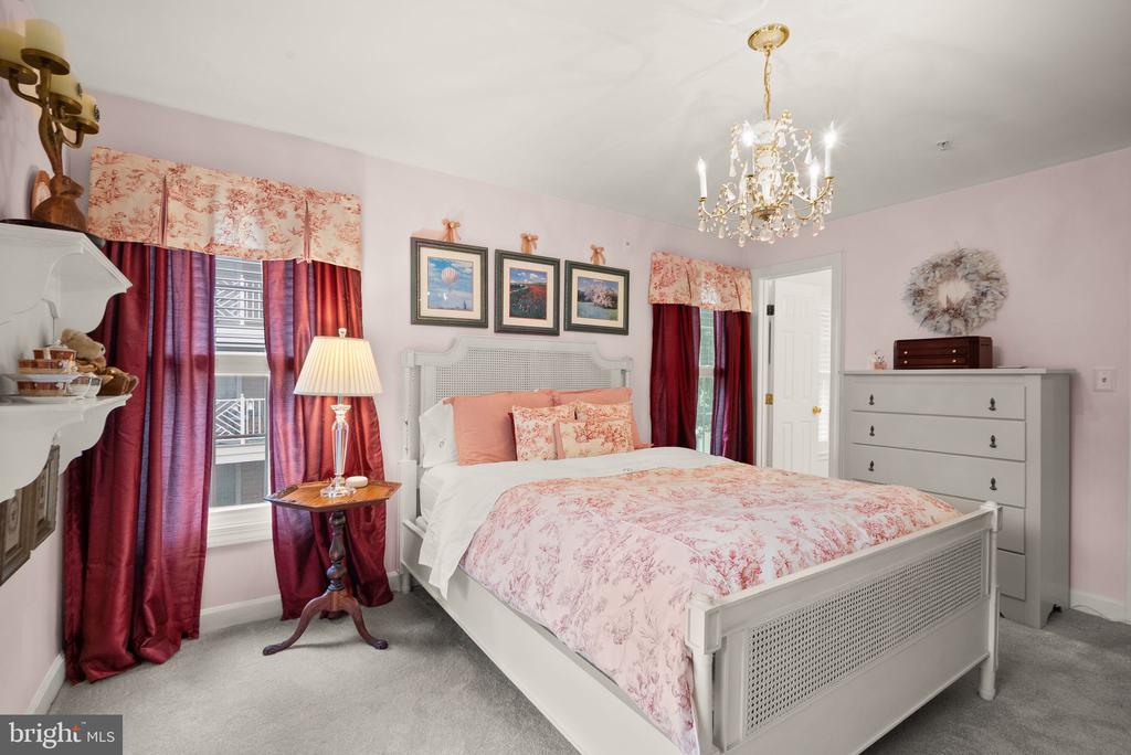 12205 FAIRFIELD HOUSE DRIVE Unit: 604B