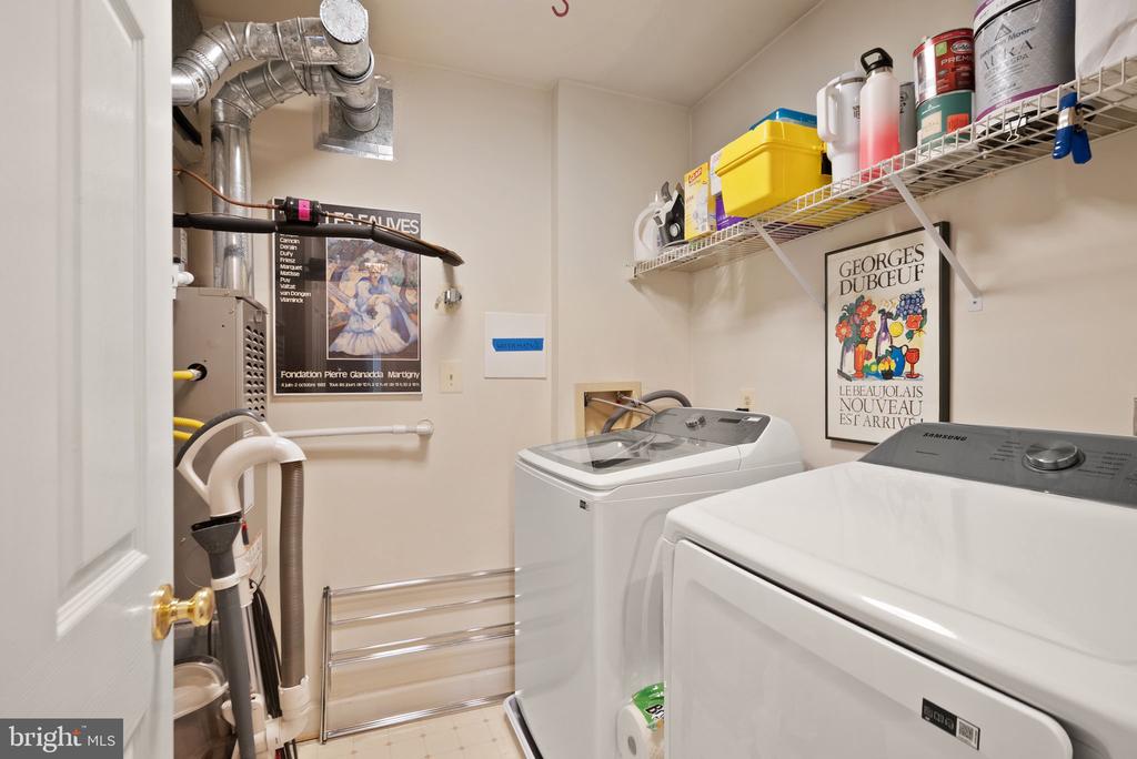 12205 FAIRFIELD HOUSE DRIVE Unit: 604B