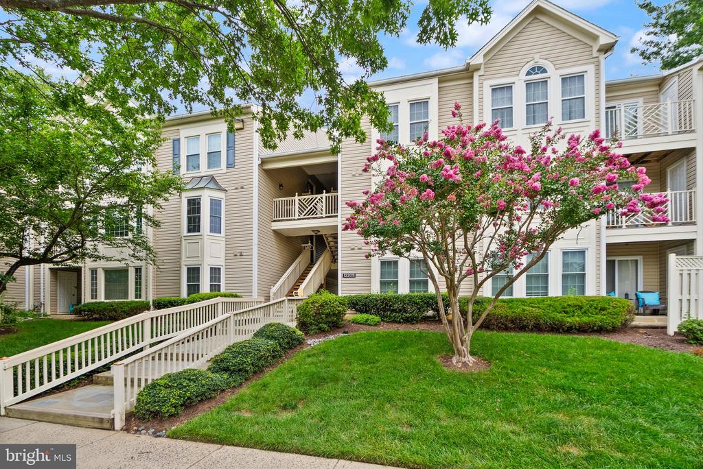 12205 FAIRFIELD HOUSE DRIVE Unit: 604B