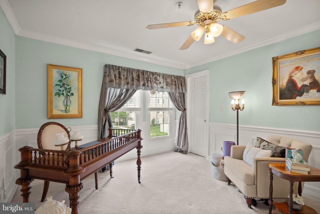 12205 FAIRFIELD HOUSE DRIVE Unit: 604B