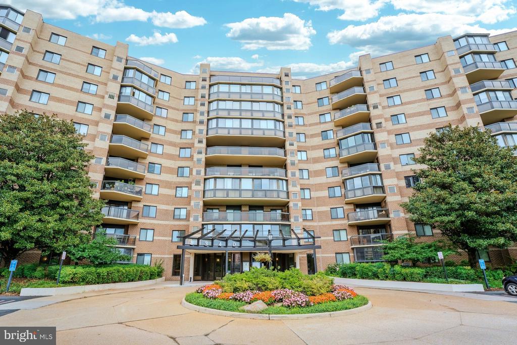 8340 GREENSBORO DRIVE Unit: 225