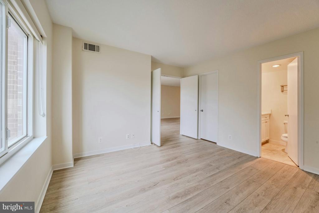 8340 GREENSBORO DRIVE Unit: 225