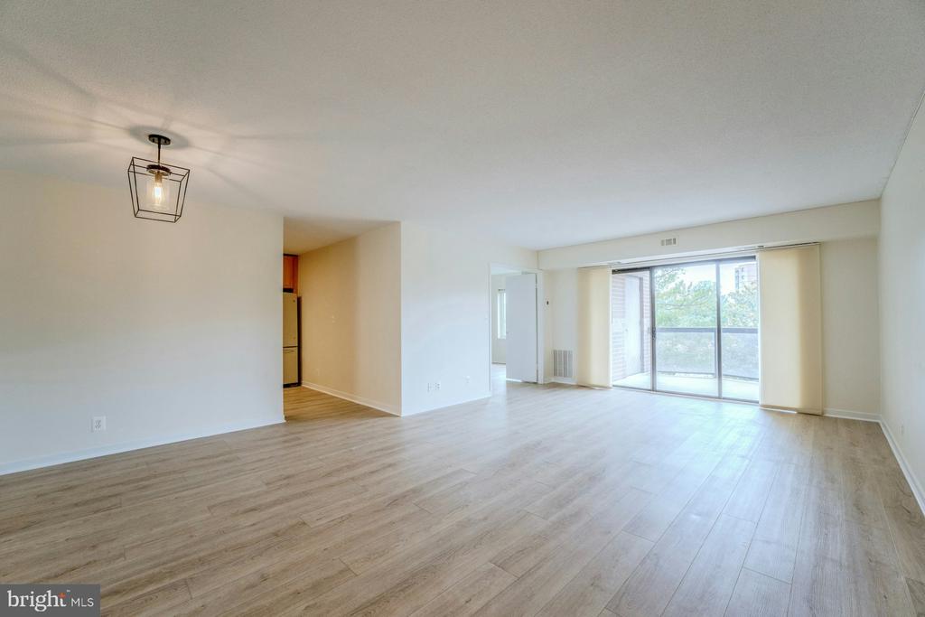 8340 GREENSBORO DRIVE Unit: 225