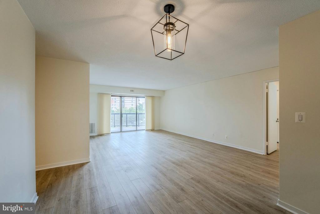 8340 GREENSBORO DRIVE Unit: 225