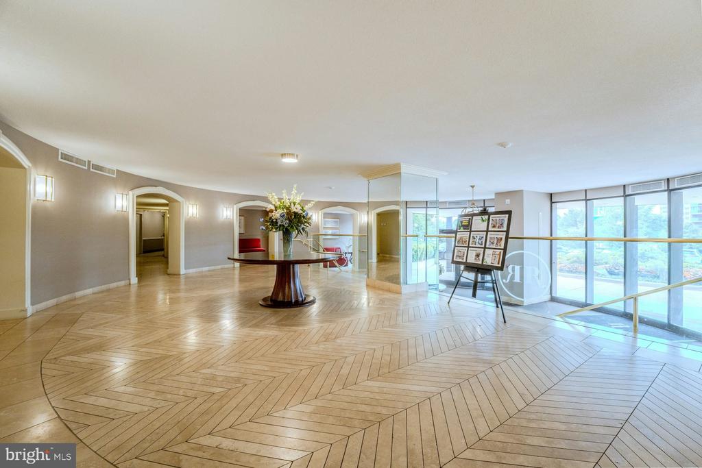 8340 GREENSBORO DRIVE Unit: 225