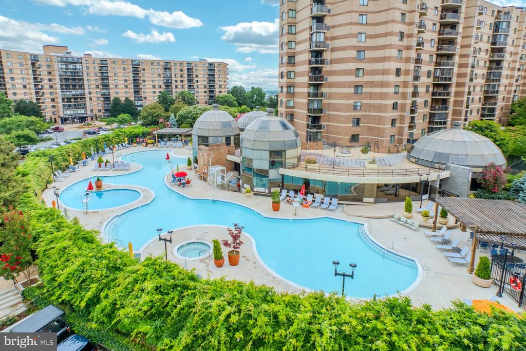 8340 GREENSBORO DRIVE Unit: 225