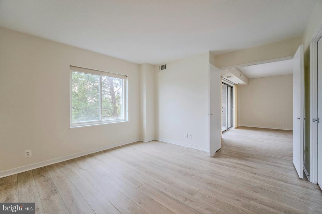 8340 GREENSBORO DRIVE Unit: 225
