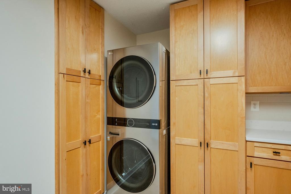 8340 GREENSBORO DRIVE Unit: 225