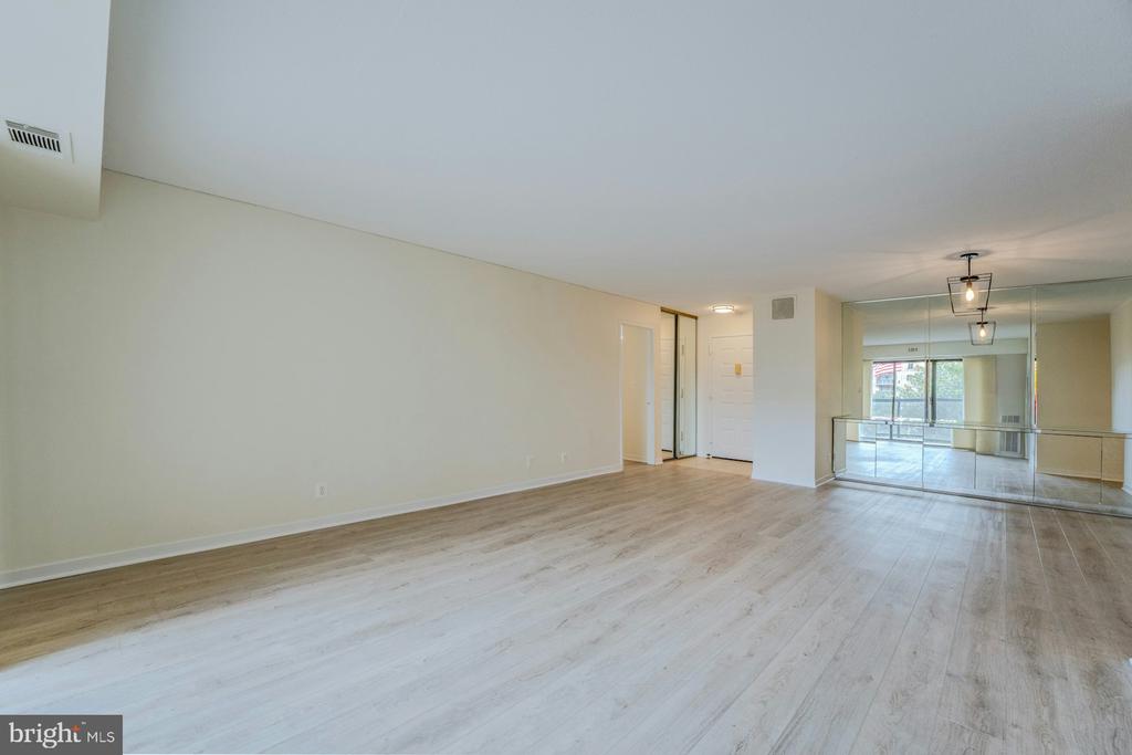 8340 GREENSBORO DRIVE Unit: 225