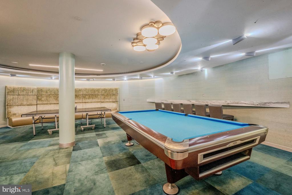 8340 GREENSBORO DRIVE Unit: 225