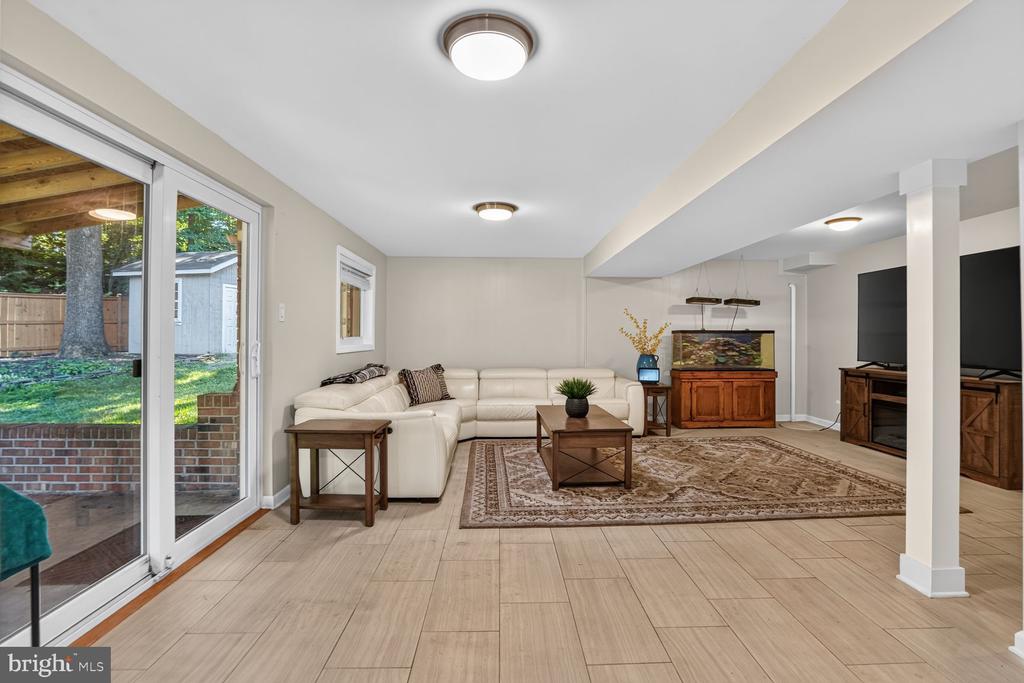 5010 GAINSBOROUGH DRIVE