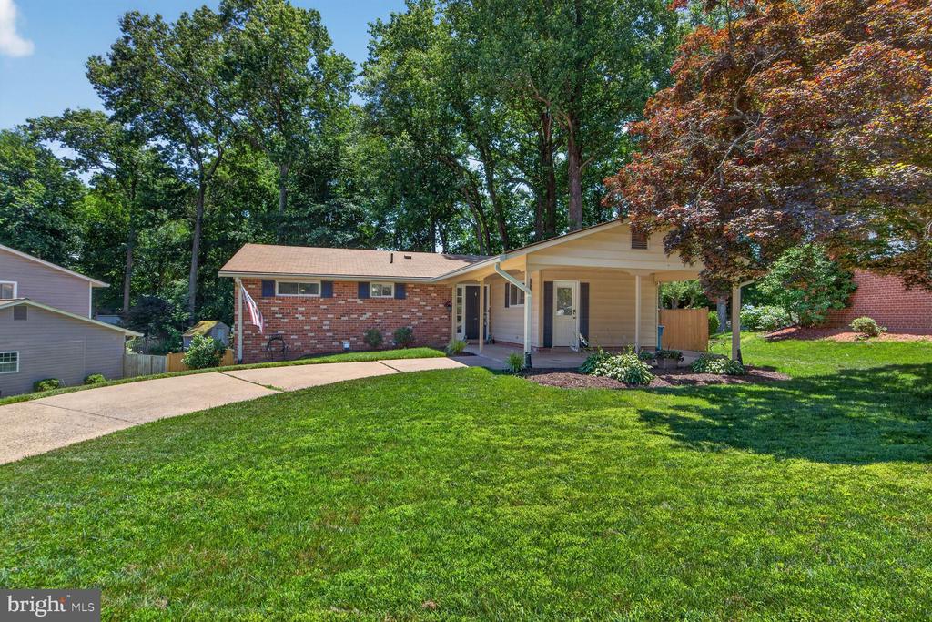 5010 GAINSBOROUGH DRIVE