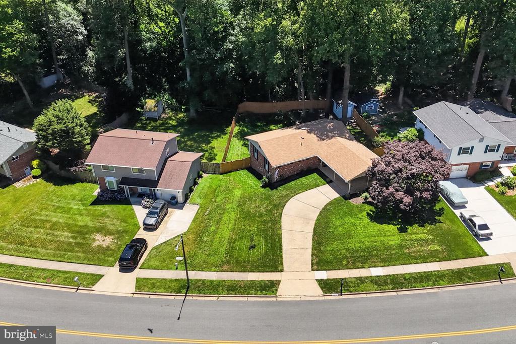 5010 GAINSBOROUGH DRIVE