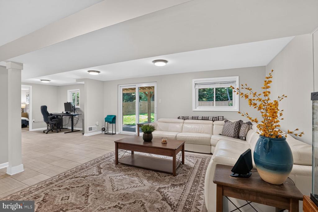 5010 GAINSBOROUGH DRIVE