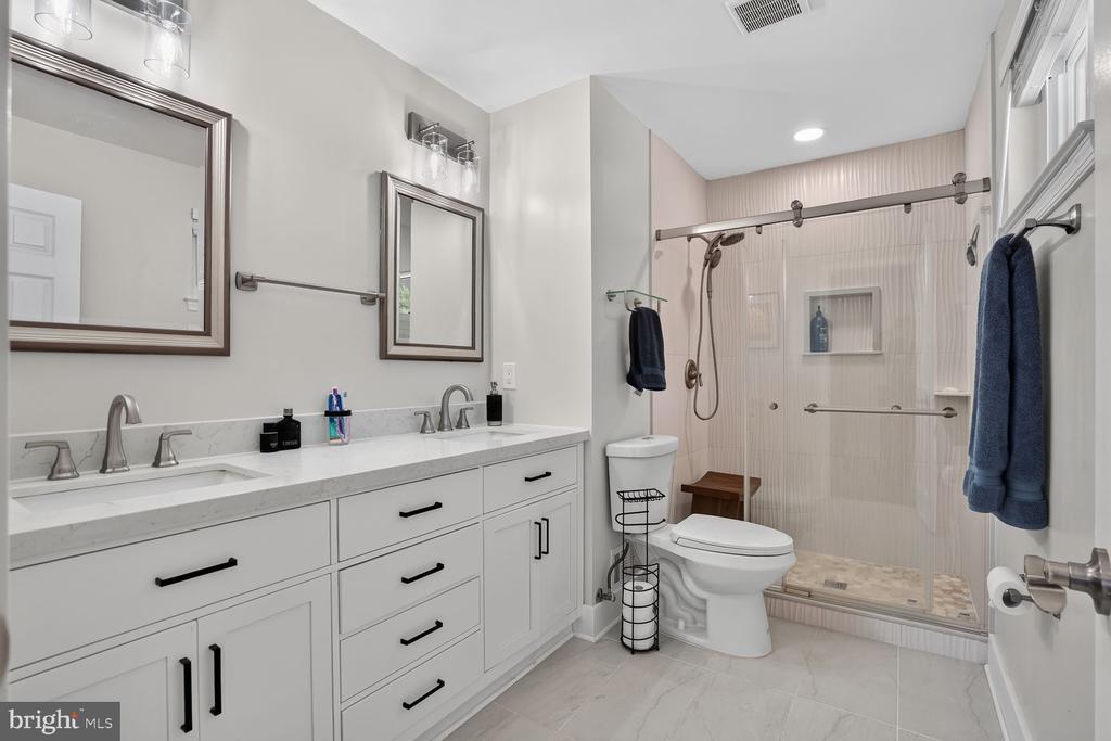 5010 GAINSBOROUGH DRIVE