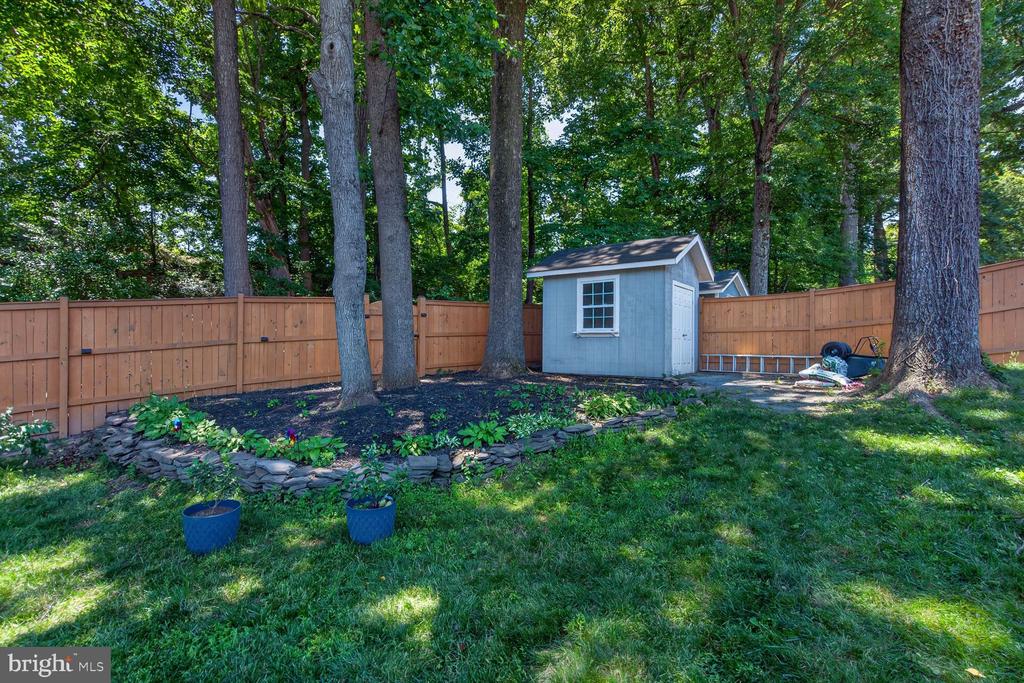 5010 GAINSBOROUGH DRIVE