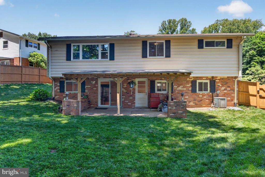 5010 GAINSBOROUGH DRIVE